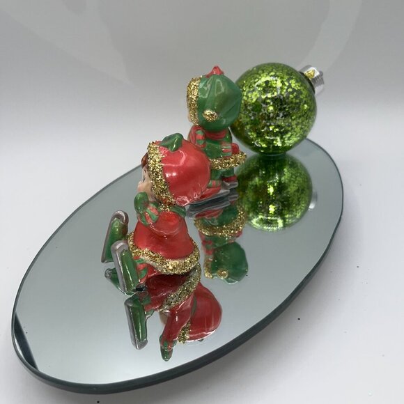 Vintage hand painted holly berry Christmas Ice Skater Girls on pond lighted OOAK - Picture 8 of 14